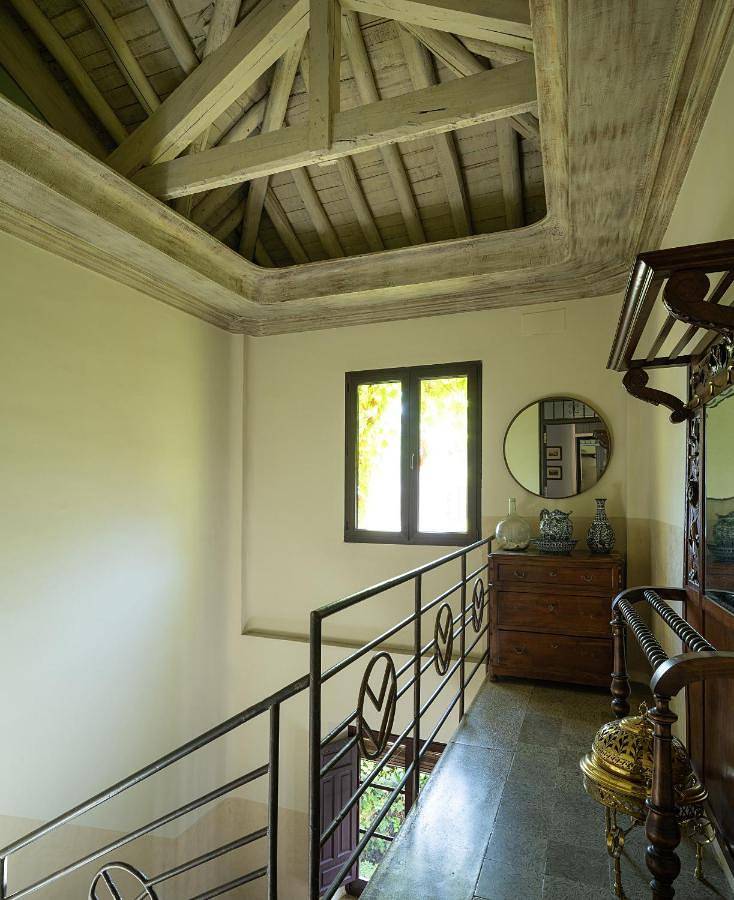 Villa histórica con jardín y piscina cerca del centro in Genil, Granada