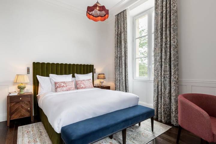 Hôtel pour 2 personnes, avec jardin ainsi que piscine et vue, animaux acceptés à Saint-Estèphe - 4