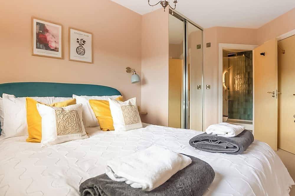 Entire apartment, 2 bedroom accommodation in Warwick in Warwick, Warwickshire