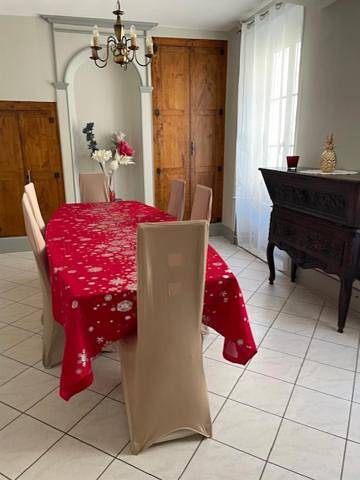 Location de vacances pour 6 personnes, avec jardin et terrasse à Chabris - 2