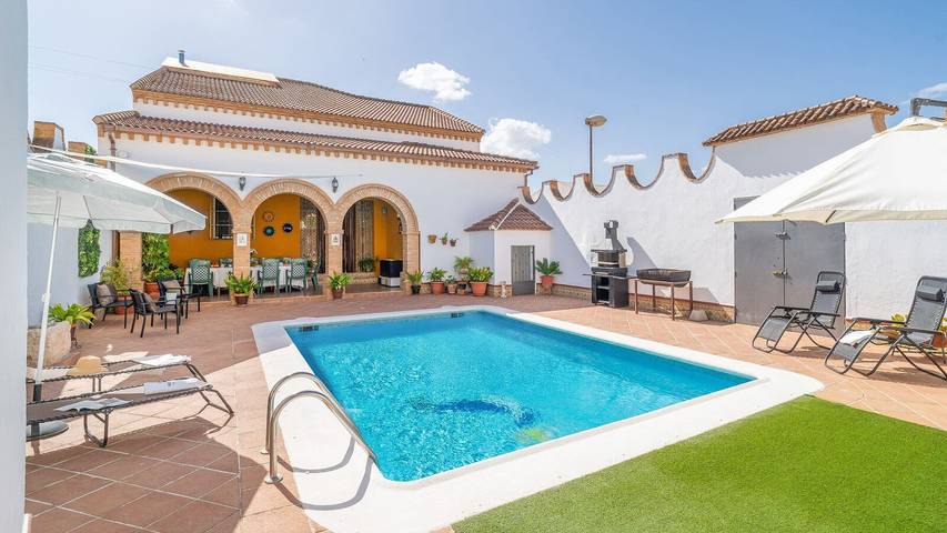 Chalet para 12 personas, con balcón/terraza y piscina - 1