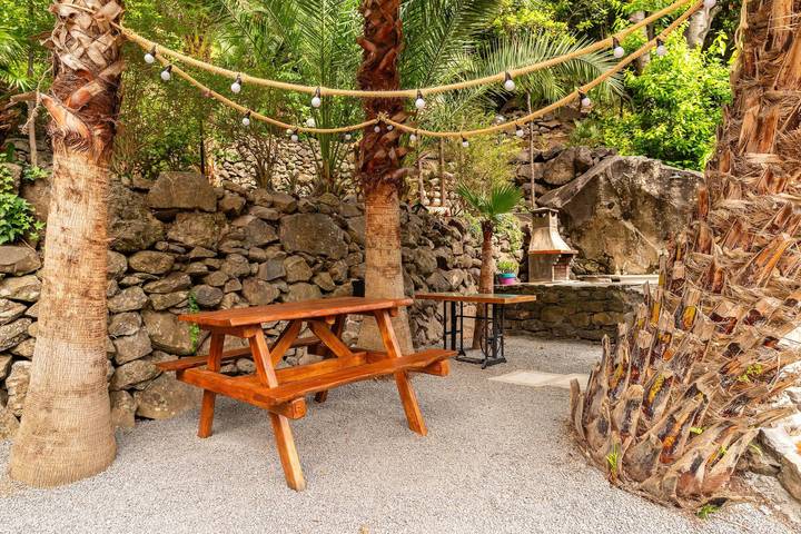 Holiday Home 'Farrah's House' in Pináculo, Tabua