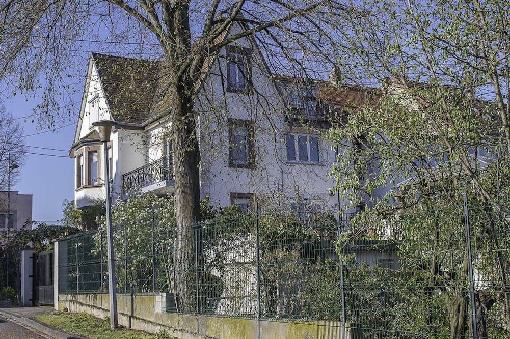 Apartamento entero, A las puertas de Estrasburgo Apartamento en un verde 4 por. in Eckbolsheim, Región de Estrasburgo