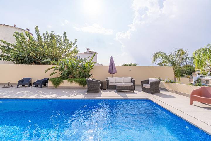 Chalet für 8 Personen, mit Ausblick und Garten sowie Balkon in Empuriabrava - 3