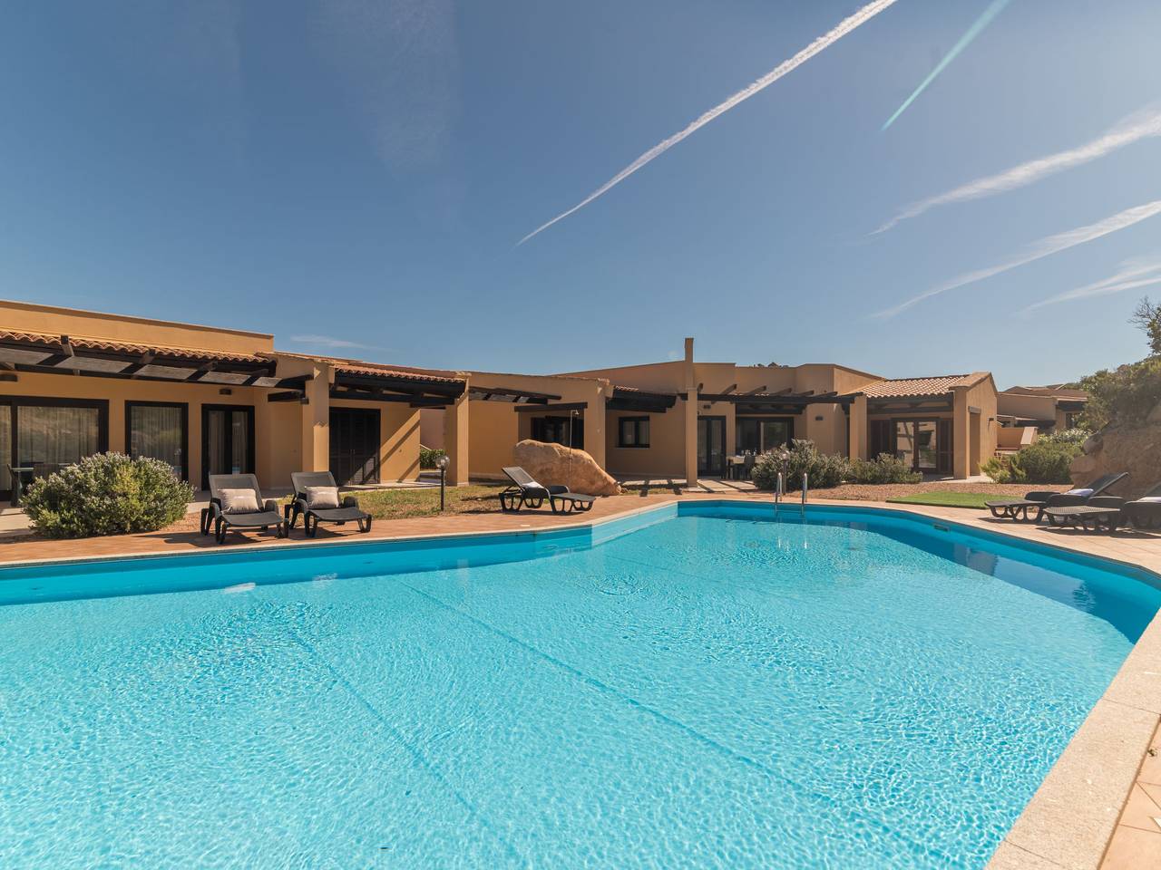 Nove in Costa Paradiso, Trinità d'Agultu e Vignola