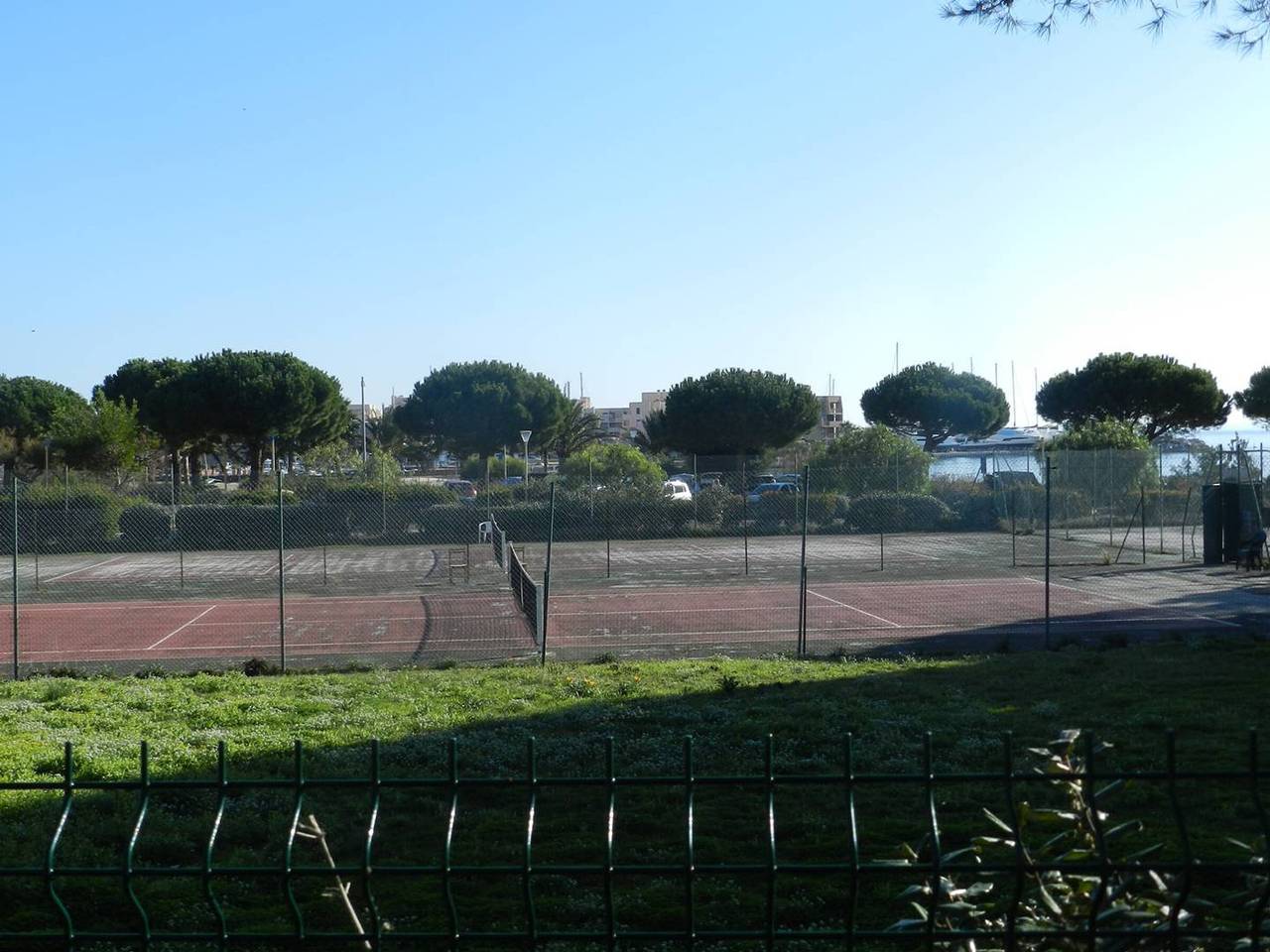 Studio in Bormes-les-Mimosas with beach access, terrace and parking, foto 11