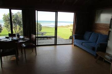 Vacation House for 6 Guests in Wellington, Picture 4