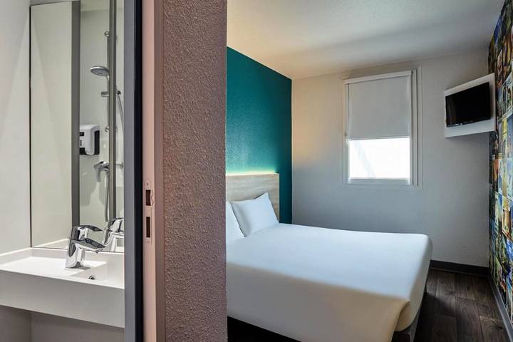 Hôtel pour 2 personnes, avec terrasse et jardin, animaux acceptés
