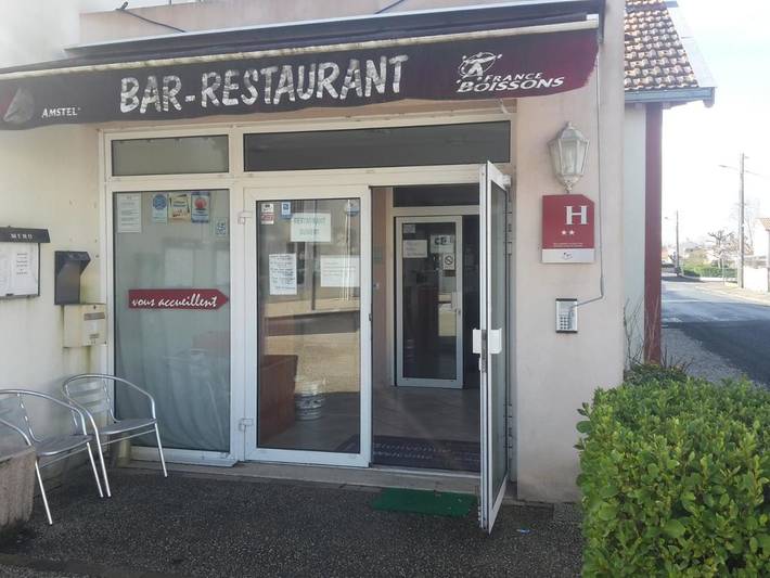 Hôtel pour 3 personnes, avec jardin à Cabariot - 3