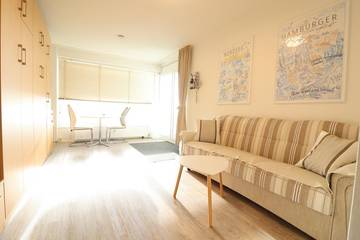 Ferienwohnung für 2 Personen, mit Balkon und Meerblick sowie Sauna in Sahlenburg
