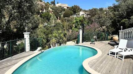 Appartement De Vacances pour 9 Personnes dans La Londe-les-Maures, Parc national de Port-Cros, Photo 1