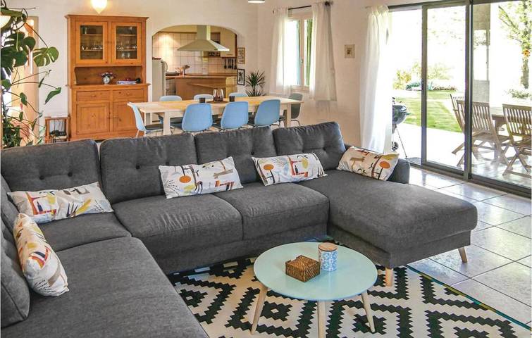 Location de vacances pour 8 personnes, avec piscine, animaux acceptés à Prades-sur-Vernazobre - 4