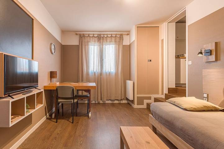 Gîte pour 3 personnes dans Ennezat - 3