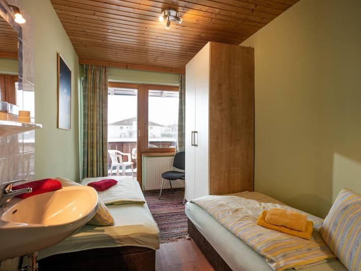 Ferienwohnung für 6 Personen, mit Balkon und Garten in Sankt Johann in Tirol - 4