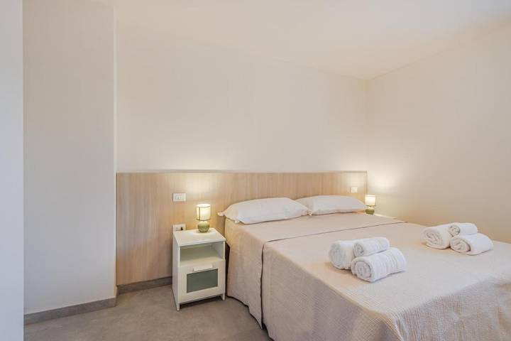 Ferienwohnung für 4 Personen, mit Garten und Ausblick in Modena