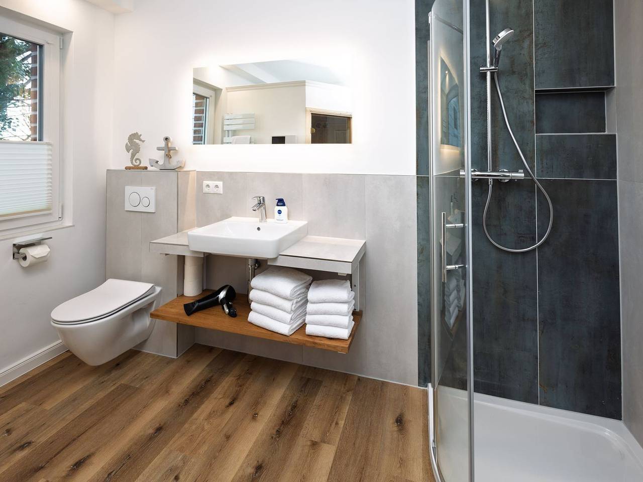 Ganze Wohnung, 2025 fertiggestellte Fewo mit Sauna & Whirlwanne in Strandnähe Grömitz in Grömitz, Ostholstein