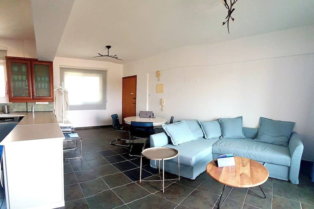 Entire apartment, Cosy Larnaca Apartment in Larnaca, Larnaca District