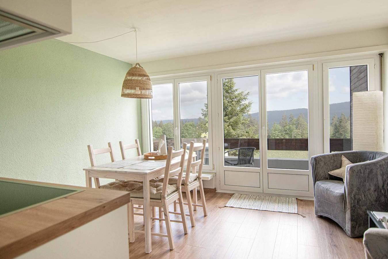 B&B Mont-Crosin - Appartement Eole in Cormoret, Naturpark Chasseral