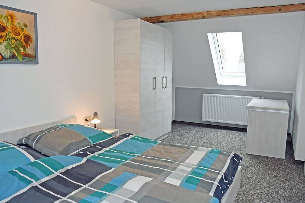 Ganze Wohnung, Ferienwohnung Tilda mit Terrasse - Ferienwohnungen Udars auf Rügen in Schaprode, Rügen