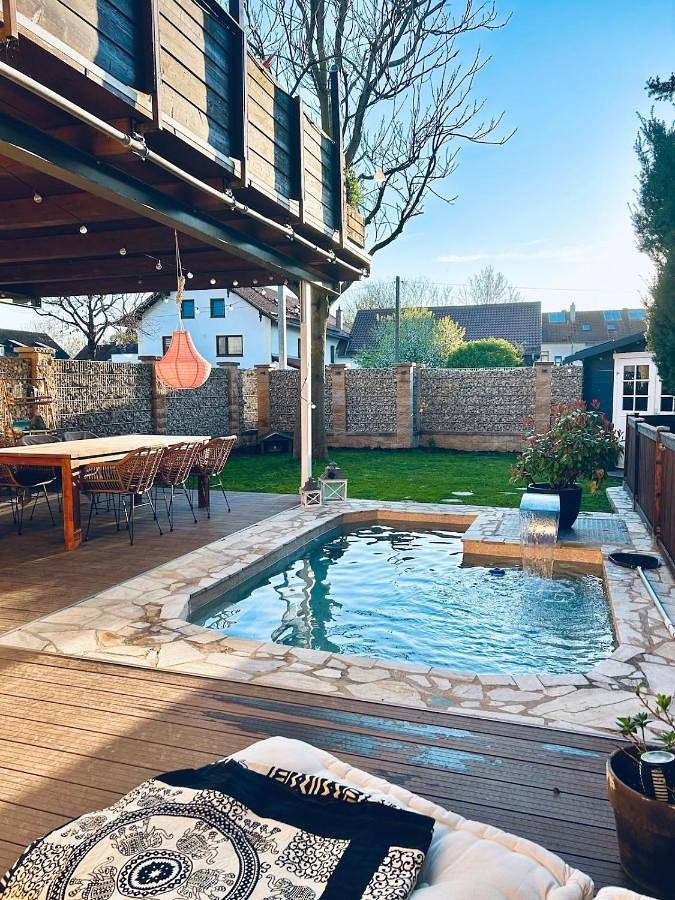 Ferienwohnung für 6 Personen, mit Pool und Garten in Erding