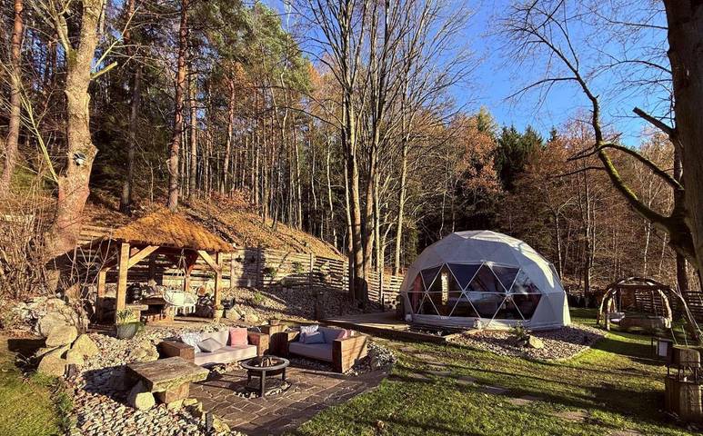 Camping voor 2 personen, met tuin en whirlpool in Tsjechië