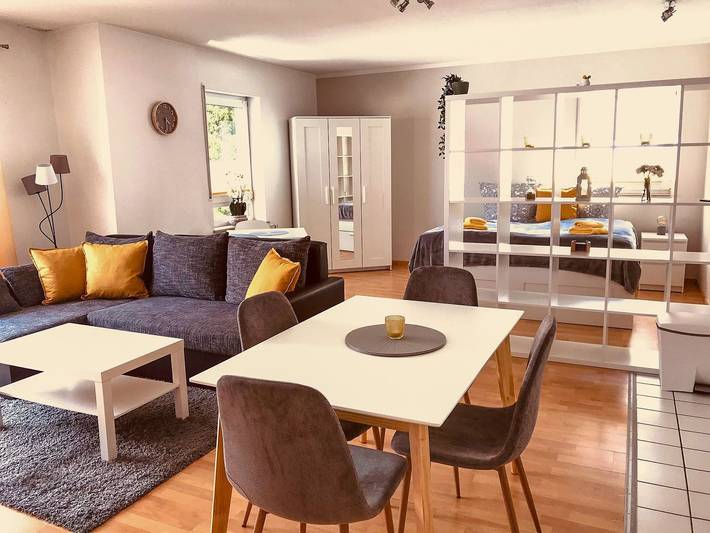 Ferienwohnung für 3 Personen, mit Balkon in Dresden