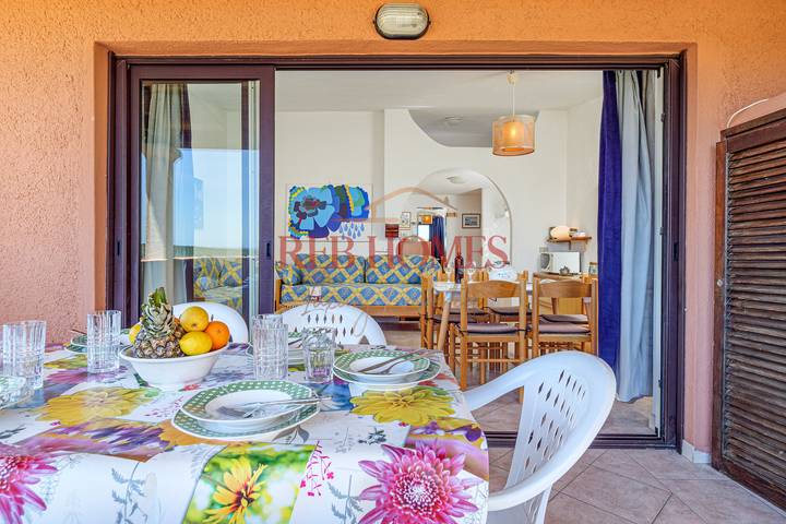Gîte pour 4 personnes, avec Terrasse ainsi que Piscine et Vue à Golfo Aranci - 4