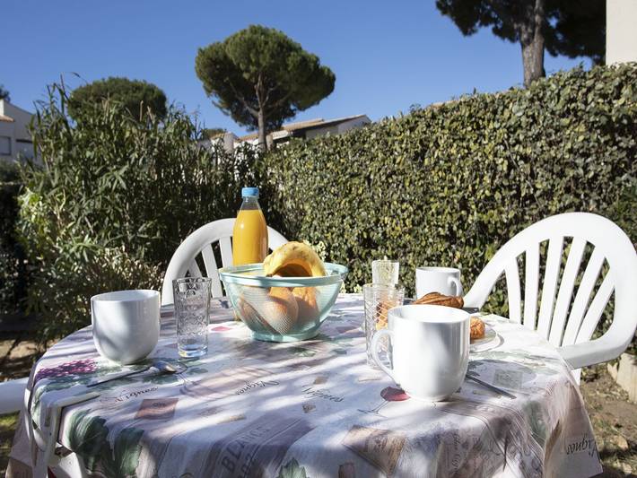 Gîte pour 4 personnes, avec Terrasse ainsi que Jardin et Piscine à Agde - 4