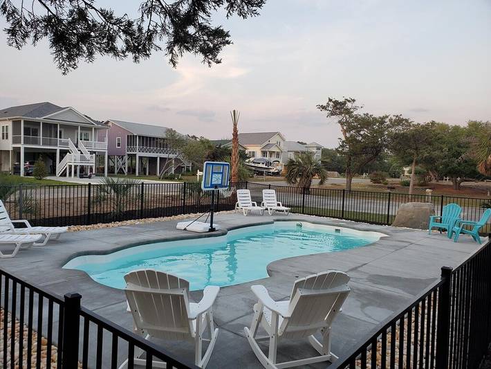 Vacation house for 11 people, with yard and terrace in Oak Island (NC)