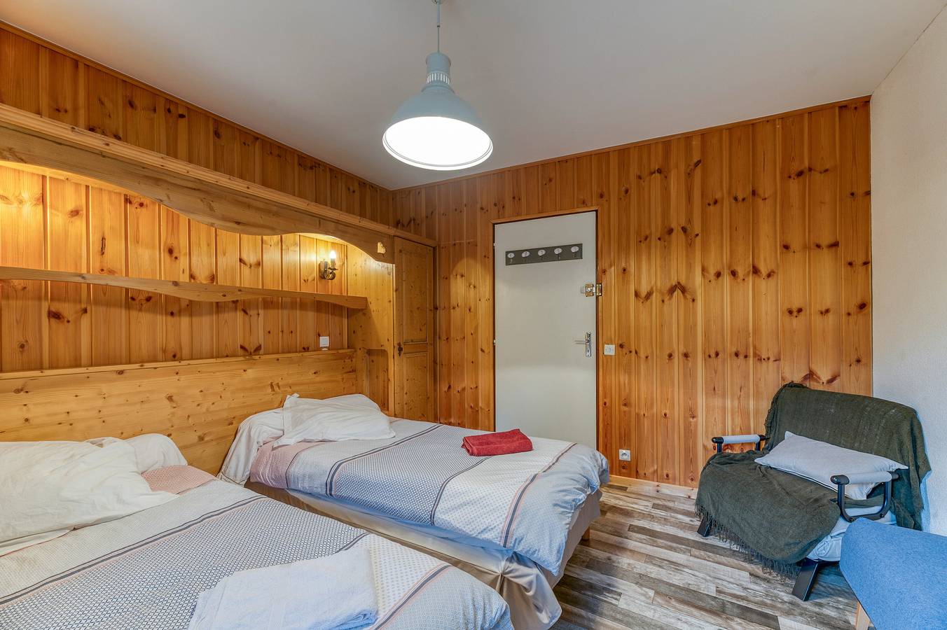 Habitación 'Chambre 2' con vistas a la montaña y balcón in Oz (desambiguación), Parque Nacional de los Ecrins