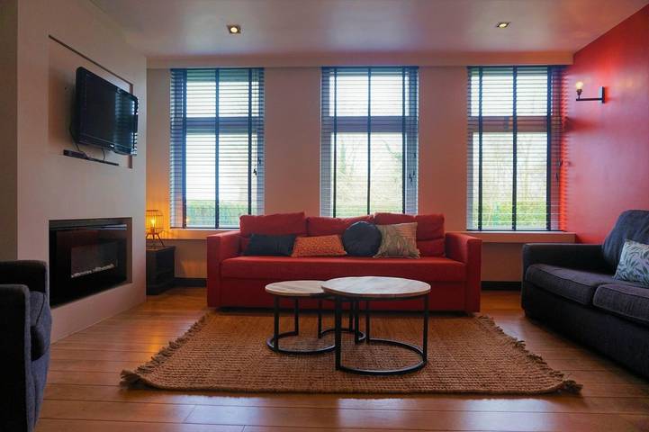 Location de vacances pour 12 personnes, avec terrasse ainsi que balcon/terrasse et sauna dans Sluis - 2