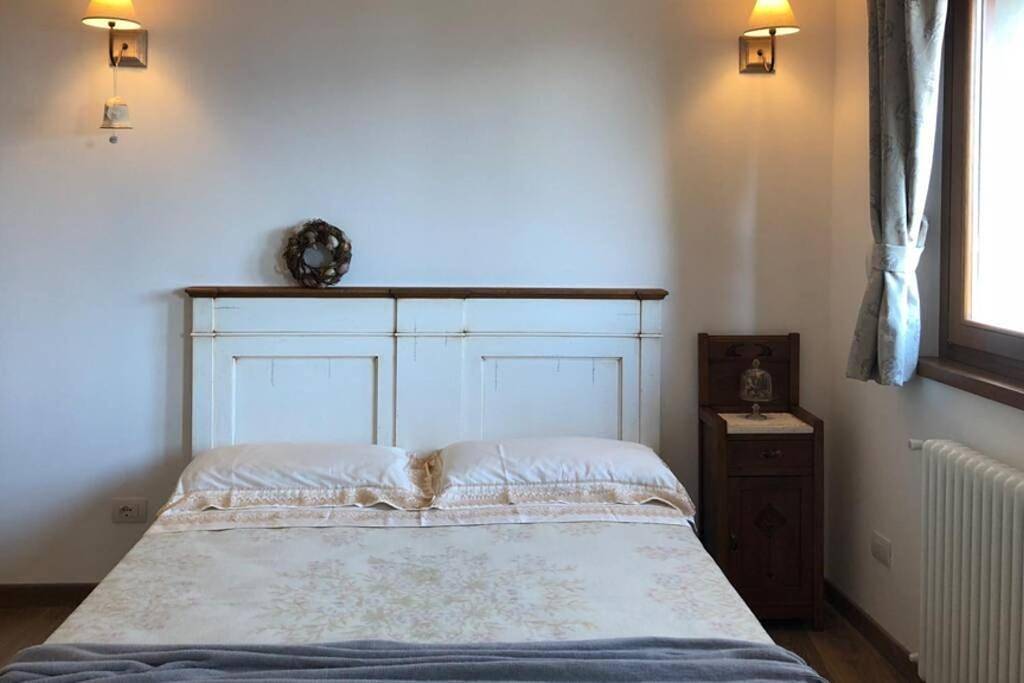 La Poulerie - Suite Dépendance in Burano (Montemezzo), Montemezzo