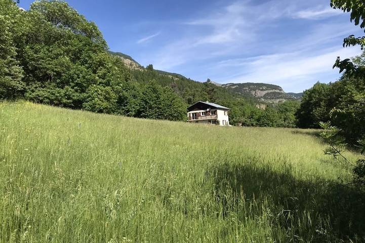 Location de vacances pour 6 personnes, avec Balcon et Jardin à Champcella