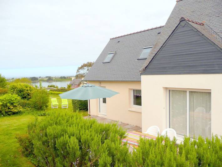 Ferienhaus für 6 Personen, mit Terrasse und Garten - 1