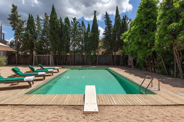 Casa rurale "Masia del Xvi secolo" con piscina privata e Wi-Fi in Vallbona d'Anoia, Barcellona entroterra