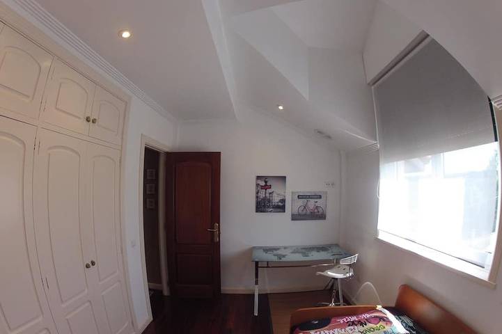 Location de vacances pour 12 personnes, avec jardin et jacuzzi à Saint-Jacques-de-Compostelle - 2