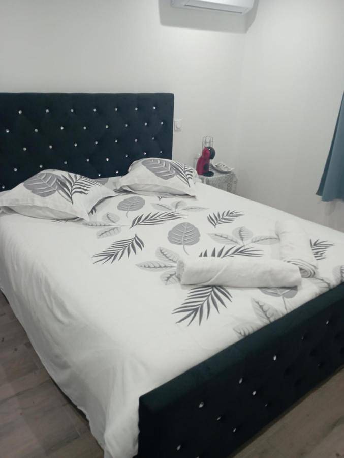 Superior Queen Room in Valras-Plage, Côte méditerranéenne (France)