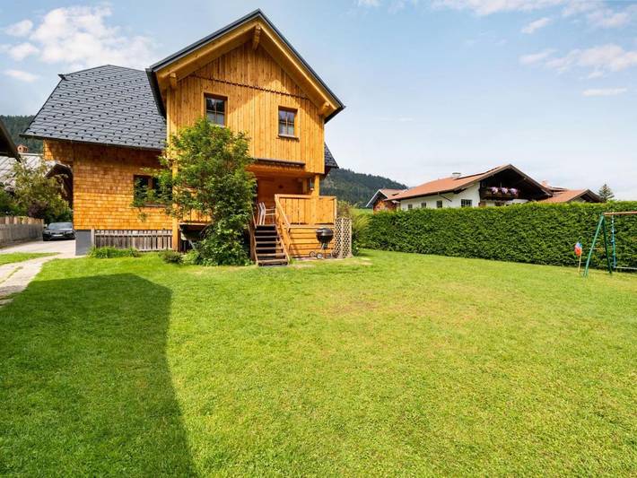 Chalet voor 10 personen, with tuin and balkon as well as sauna in Schladming