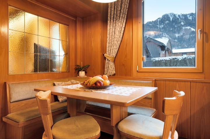 Appartamento intero, Appartamento 'Cesa Wanker' con vista sulle montagne, giardino in comune e Wi-Fi in Ortisei, Dolomiti Superski