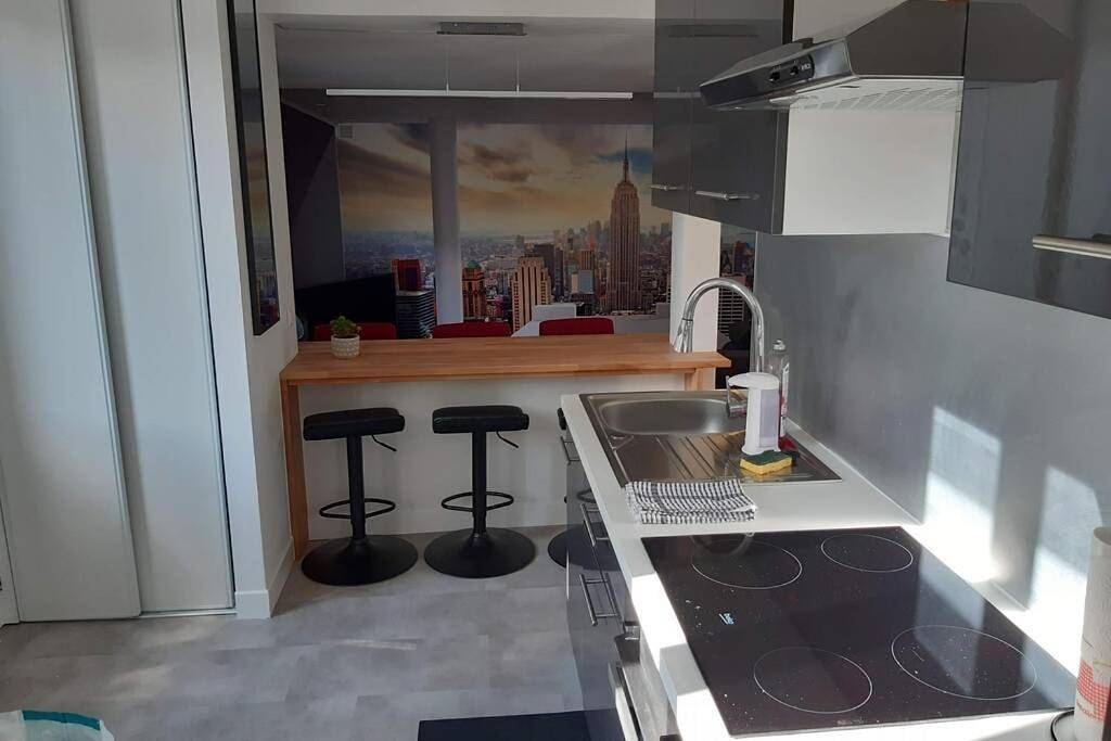 Appartement entier, One-Bedroom Apartment in La Roche-Chalais, Dordogne