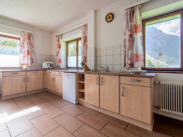 Ferienhaus für 28 Personen, mit Balkon in Huben - 4