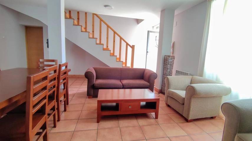 Casa rural para 6 personas, con Terraza además de Jardín y Vistas en Vegas del Condado - 4