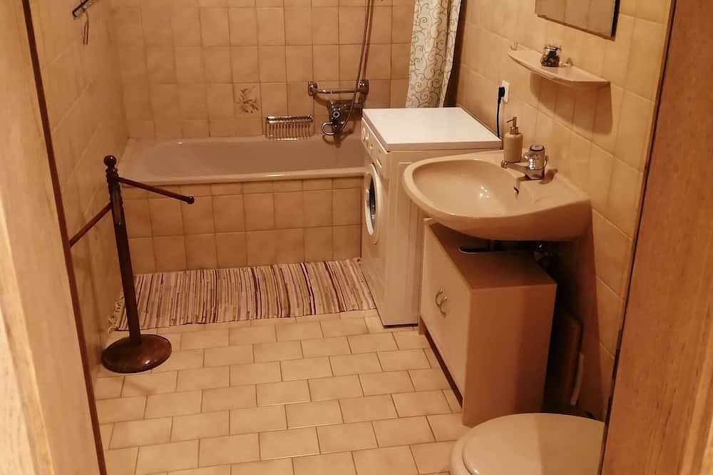 Ganze Wohnung, Richtig abschalten - geräumige, ruhige Wohnung im niedlichen Dörf Hildfeld in Hildfeld, Winterberg