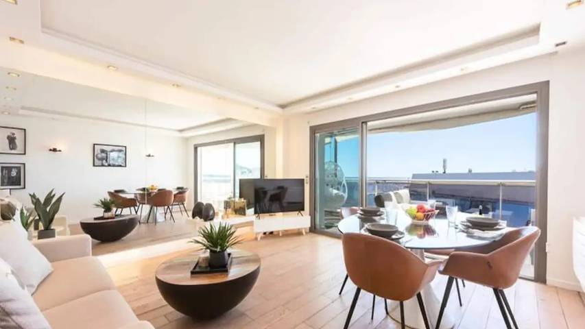 Gîte pour 5 personnes, avec terrasse dans Office de Tourisme de Cannes - 3