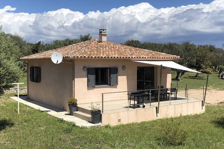 Villa pour 4 personnes, avec terrasse et jardin à Bonifacio