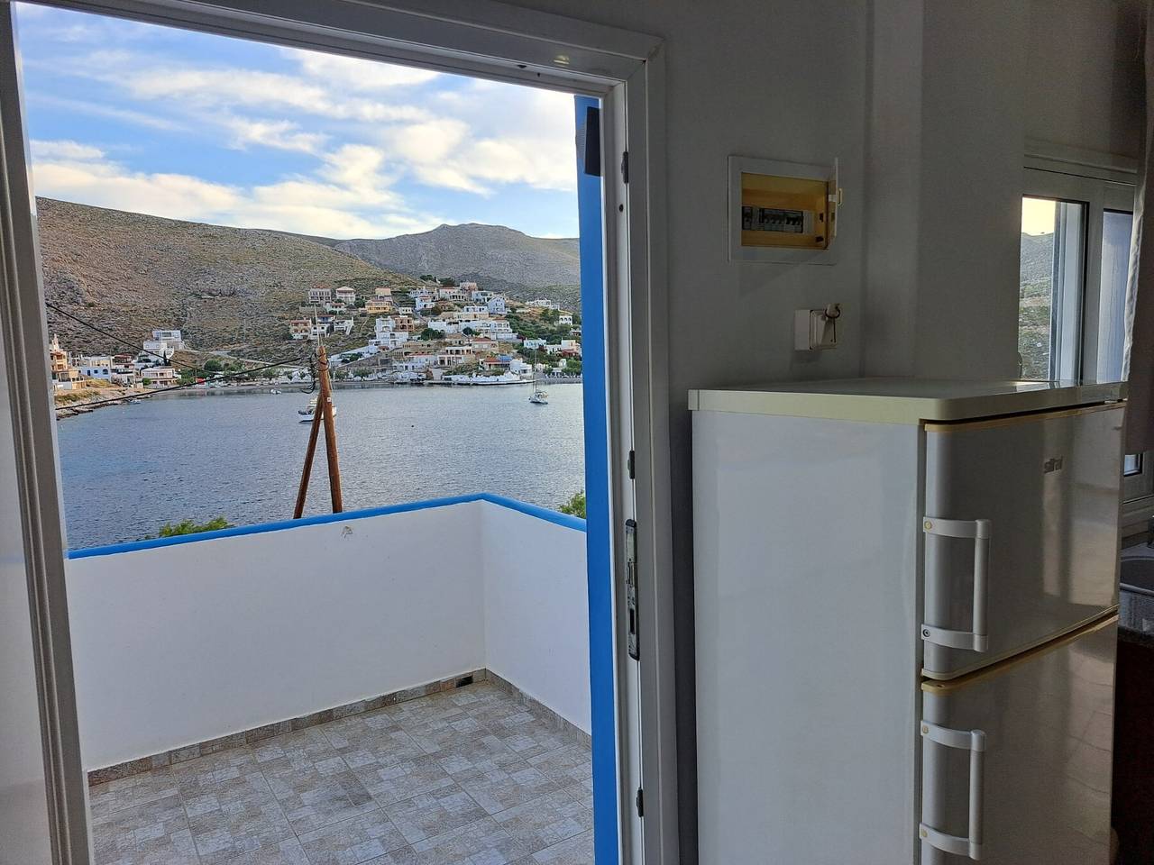 Ganze Wohnung, Ferienwohnung 'Studio 3' mit Meerblick und privater Terrasse in Kalymnos