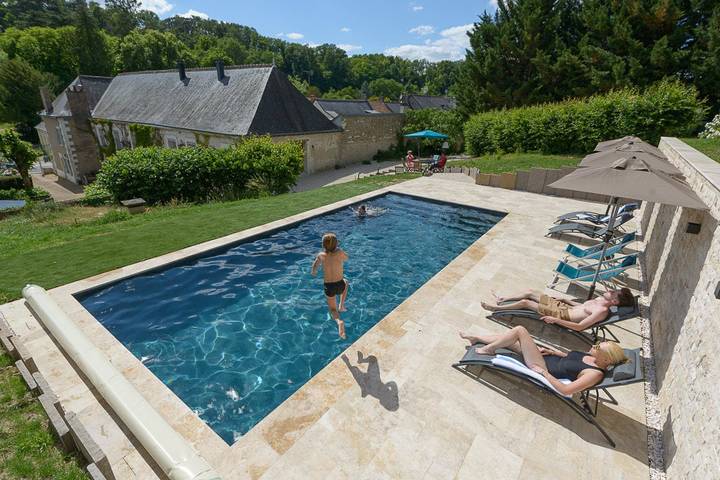 Location de vacances pour 4 personnes, avec piscine et jardin à Pocé-sur-Cisse - 4