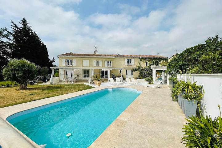 Gîte pour 6 personnes, avec jardin et terrasse dans Seignalens