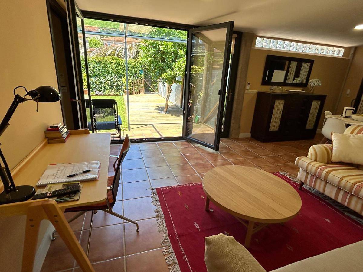 Entire apartment, One-Bedroom Apartment with Garden View "Bloque 2" in Santiago de Compostela, La Coruña Province