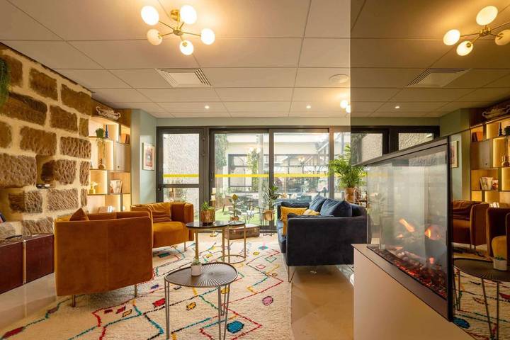 Hôtel pour 2 personnes, avec Terrasse dans Office De Tourisme De Brive La Gaillarde